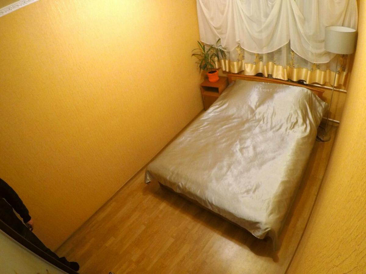 Apartment On Bohdana Gavrilishina Kpi Kiev Bagian luar foto